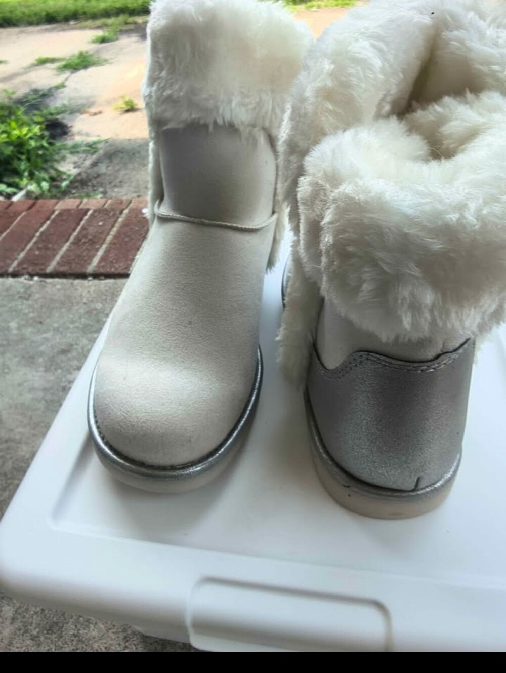 Macy's Cream and Silver Faux Fur Boots Size 7.5 - New